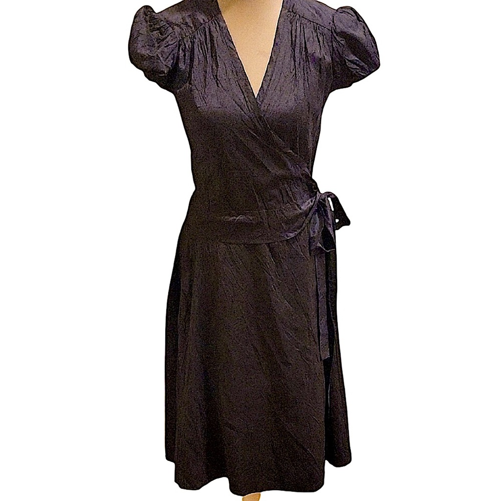 SOLD
Calypso 100% silk Black wrap tie dress